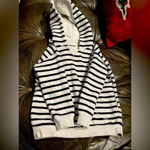 Zara kids size 2-3 sweatshirt